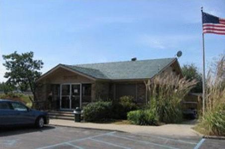 Mariann Travel Inn Scottsburg Exterior photo